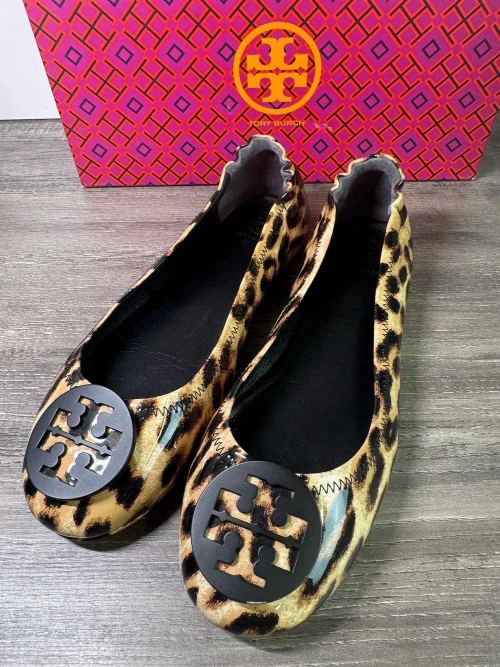 Tory Burch Patent Leather Leopard Print Travel Ballet Flats Sz 9 RARE $258